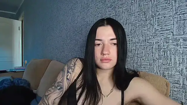 Liana diva online show from April 16, 2026, 9:43 am