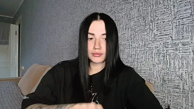 Liana diva online show from April 20, 2026, 2:18 pm