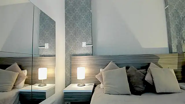 Snapshot of Mistyca chatting on September 25, 2025, 10:54 am Mistyca online show from September 25, 2025, 10:54 am