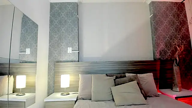 Snapshot of Mistyca chatting on September 23, 2025, 10:44 am Mistyca online show from September 23, 2025, 10:44 am