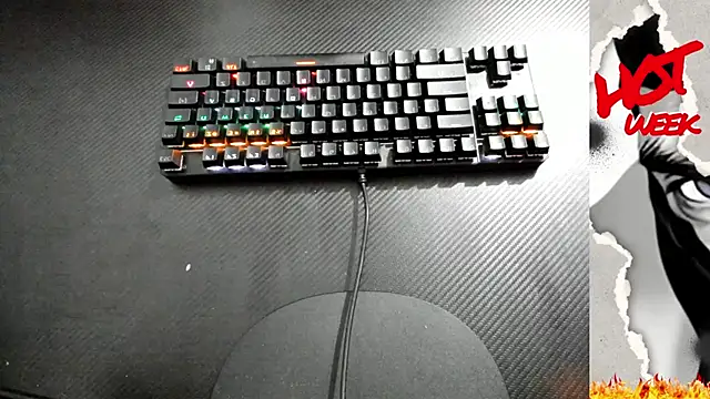 Calihotcaliente277 online show from October 8, 2025, 11:12 am