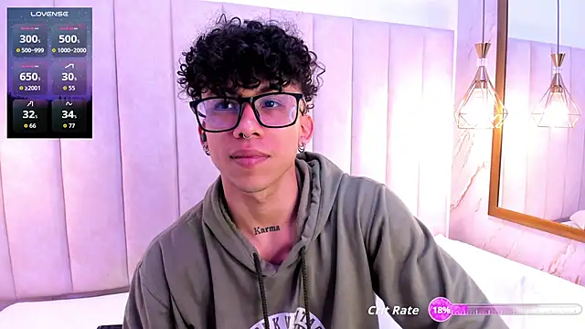 AkazaBoy  online show from September 24, 2025, 8:15 pm