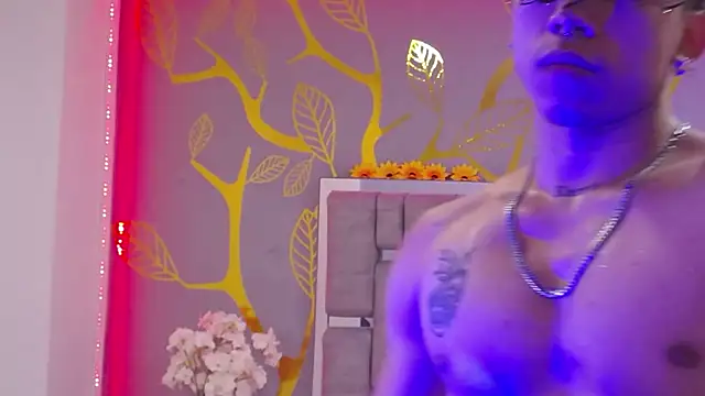 AkazaBoy  online show from November 3, 2025, 5:23 am