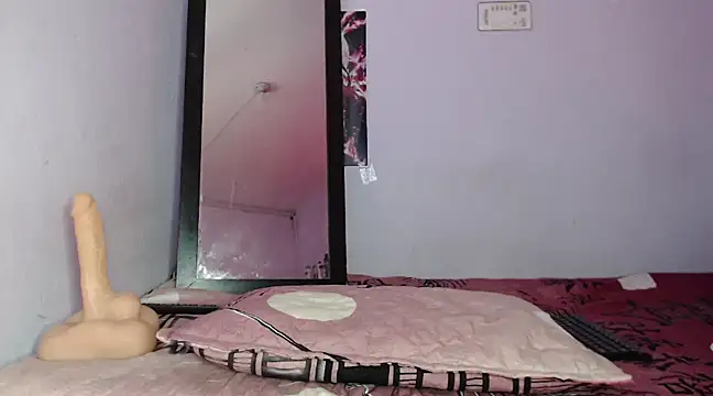 Aliyah Bel online show from December 19, 2024, 9:38 pm