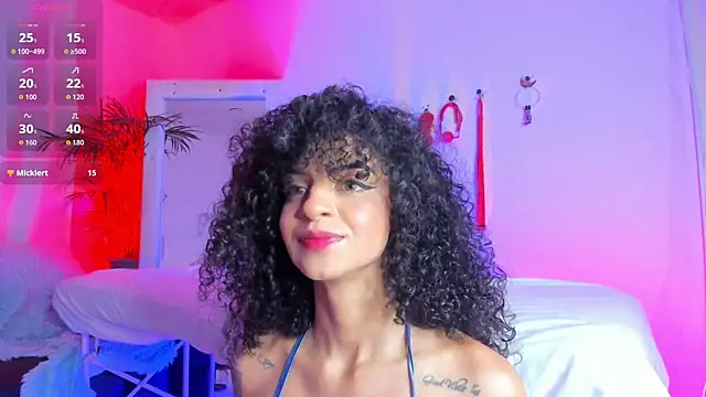 CurlyRose   online show from November 30, 2025, 8:31 pm