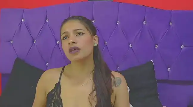 ScarletFoxXXX online show from February 17, 2025, 8:49 pm