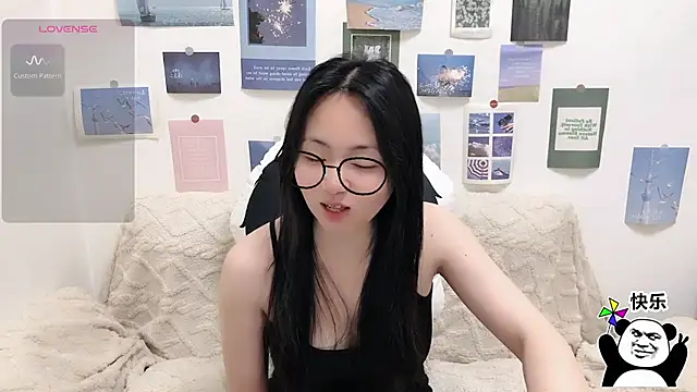 LiLiYbaby online show from February 1, 2026, 6:33 am