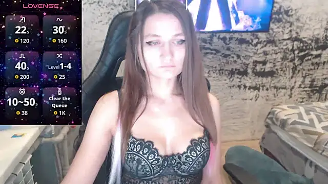 PamelaYoun online show from October 17, 2025, 6:21 pm