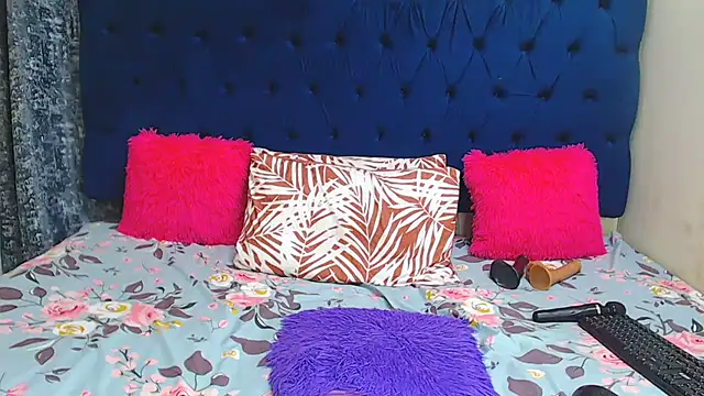 MelaninBear online show from September 22, 2025, 2:45 pm