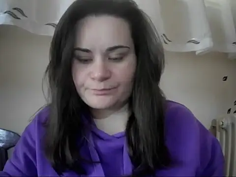 AalinnaK online show from February 19, 2026, 12:02 pm