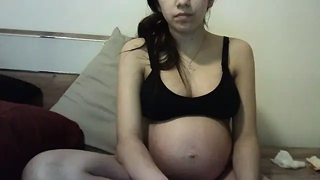 Snapshot of Ahotkittyxxx chatting on December 13, 2025, 8:15 pm Ahotkittyxxx online show from December 13, 2025, 8:15 pm