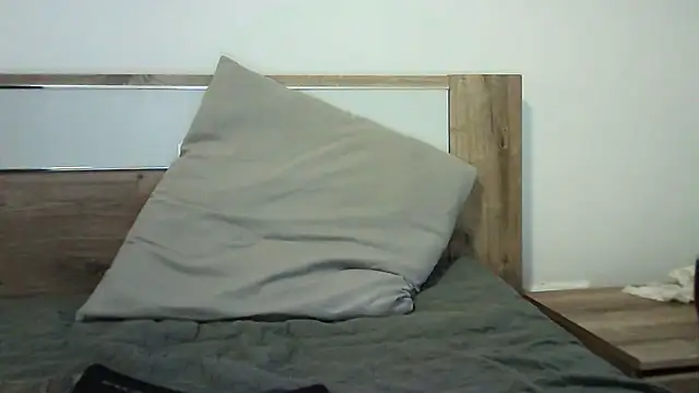 Ahotkittyxxx online show from November 13, 2025, 3:49 pm