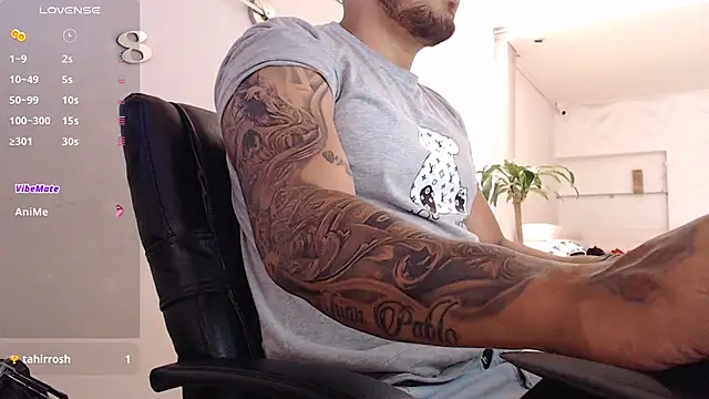 Aaron Hunter  online show from March 15, 2025, 1:51 pm