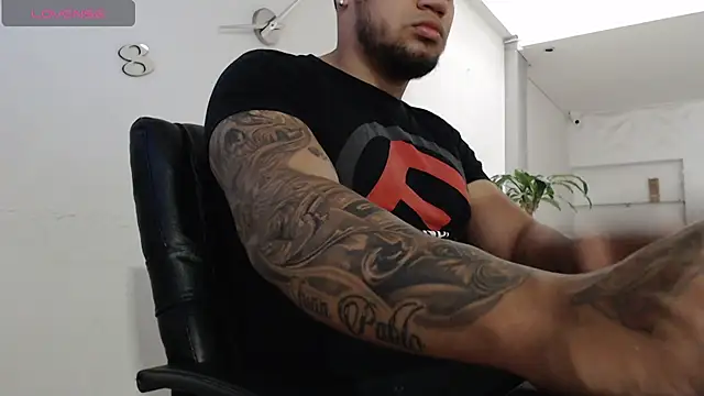 Aaron Hunter  online show from March 22, 2025, 1:08 pm