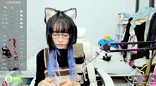 RassieRaph online show from February 26, 2025, 5:21 pm