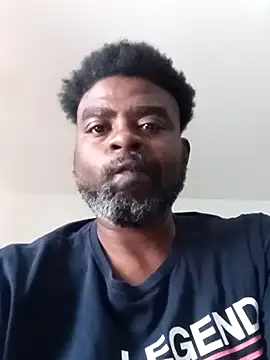 SLOWSTRO online show from September 20, 2025, 6:35 pm