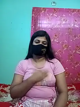 Snapshot of Sumi-roy chatting on October 4, 2025, 7:43 am Sumi-roy online show from October 4, 2025, 7:43 am