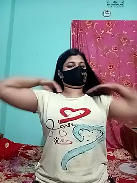 Snapshot of Sumi-roy chatting on October 3, 2025, 10:06 am Sumi-roy online show from October 3, 2025, 10:06 am