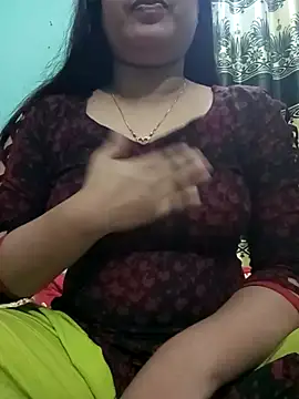 Snapshot of Sumi-roy chatting on November 11, 2025, 8:42 am Sumi-roy online show from November 11, 2025, 8:42 am