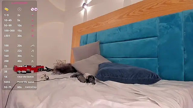 AssQueen18 online show from February 20, 2025, 4:14 pm