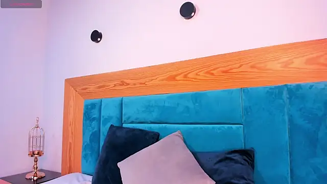 AssQueen18 online show from September 9, 2025, 12:36 pm