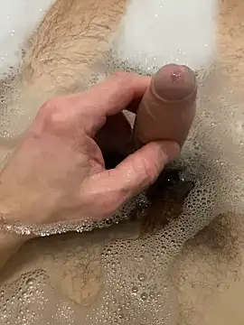 ratschi81 online show from December 3, 2024, 3:28 pm