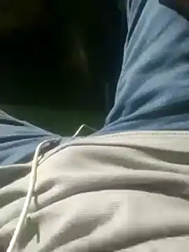 Snapshot of SLFUCKBOY69 chatting on November 12, 2025, 6:45 pm SLFUCKBOY69 online show from November 12, 2025, 6:45 pm