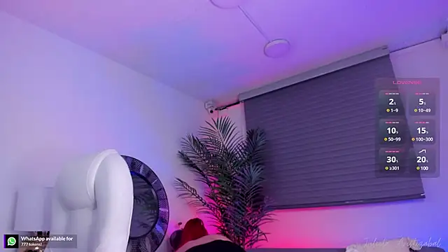 miss julietaa online show from March 12, 2025, 11:43 am