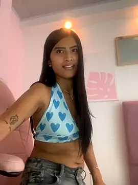  18 laura online show from November 21, 2025, 3:49 am