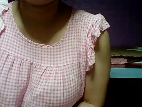 Mimi18x online show from October 2, 2025, 12:25 am