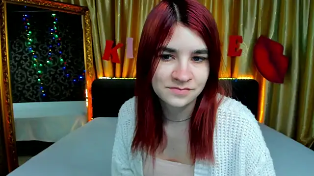  Polly Love  online show from February 14, 2025, 7:17 am