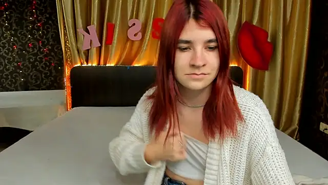  Polly Love  online show from February 18, 2025, 4:14 pm