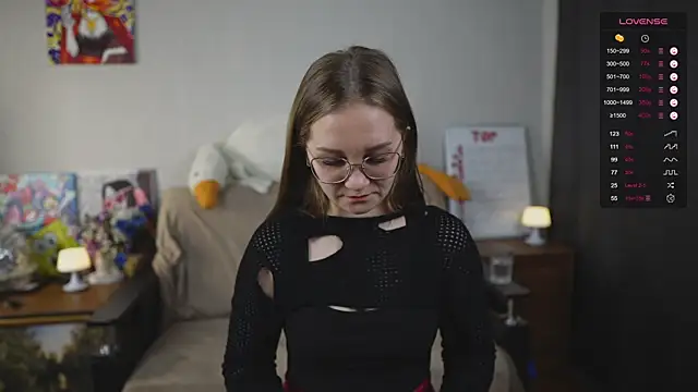 Miatiny online show from October 11, 2025, 4:24 am