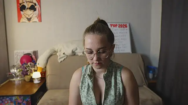 Miatiny online show from August 2, 2026, 7:11 pm