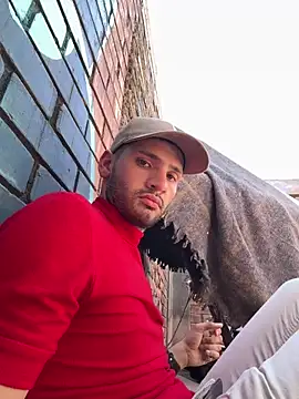 EstesEntey online show from March 21, 2025, 7:46 pm