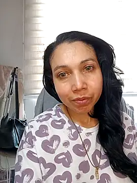 Snapshot of KimPielCanela chatting on September 15, 2025, 6:19 pm KimPielCanela online show from September 15, 2025, 6:19 pm