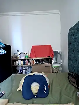 Snapshot of KimPielCanela chatting on March 15, 2025, 6:43 pm KimPielCanela online show from March 15, 2025, 6:43 pm