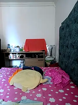 Snapshot of KimPielCanela chatting on March 21, 2025, 6:07 pm KimPielCanela online show from March 21, 2025, 6:07 pm