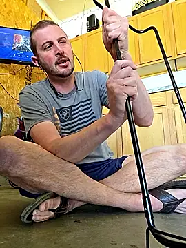 Snapshot of MrMechanic38 chatting on March 9, 2026, 6:55 pm MrMechanic38 online show from March 9, 2026, 6:55 pm