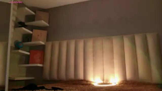 Megan mooree  online show from March 6, 2026, 1:17 pm