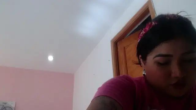 Snapshot of Gabycutee chatting on February 8, 2026, 7:44 pm Gabycutee online show from February 8, 2026, 7:44 pm