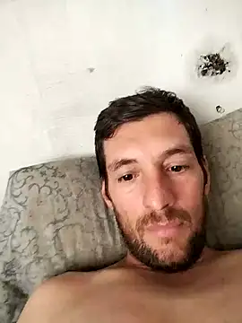 Robert83uy online show from December 30, 2024, 8:25 pm