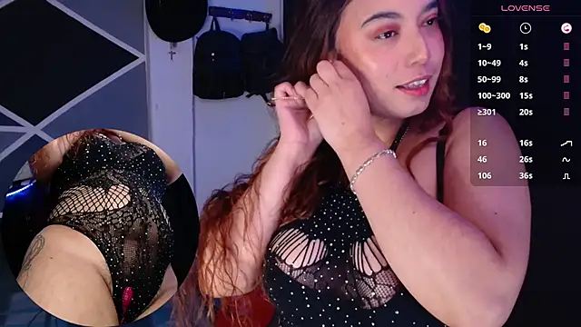liannalee  online show from April 28, 2026, 10:25 pm
