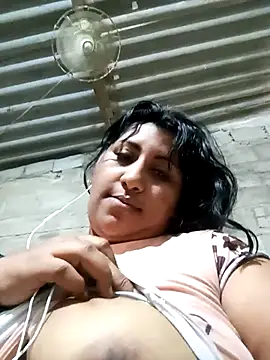 Snapshot of nikol_sexy39 chatting on November 24, 2025, 3:23 pm nikol sexy39 online show from November 24, 2025, 3:23 pm