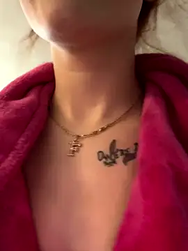 Snapshot of foxy_ana13 chatting on September 16, 2025, 5:47 pm foxy ana13 online show from September 16, 2025, 5:47 pm