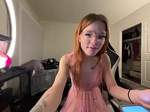 Snapshot of foxy_ana13 chatting on November 10, 2025, 5:45 am foxy ana13 online show from November 10, 2025, 5:45 am