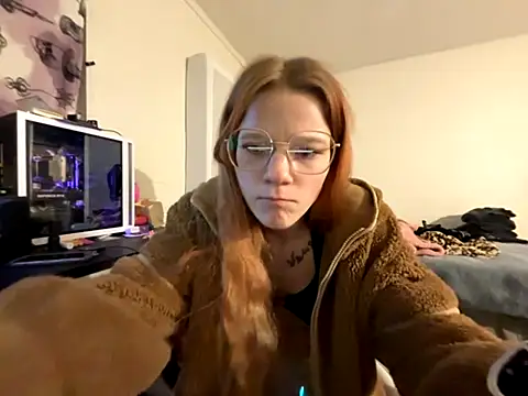 Snapshot of foxy_ana13 chatting on November 30, 2025, 4:35 am foxy ana13 online show from November 30, 2025, 4:35 am