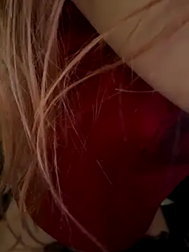 Snapshot of foxy_ana13 chatting on September 19, 2025, 4:05 am foxy ana13 online show from September 19, 2025, 4:05 am