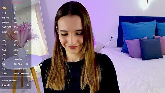 Alice Weiss online show from March 4, 2025, 8:24 am