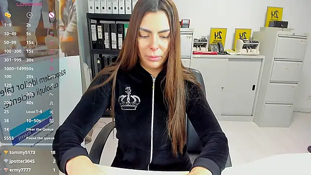 kilenyapatrice online show from February 26, 2025, 1:00 pm